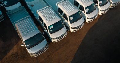 BYD Secures Landmark 100,000-Unit EV Fleet Deal with Car Inc.; Geely Prepares 2025 ESG Report